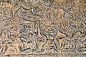 Angkor Wat temple, the bas-reliefs of the third enclosure. West Gallery Southern Part: the battle of Kuruksetra 